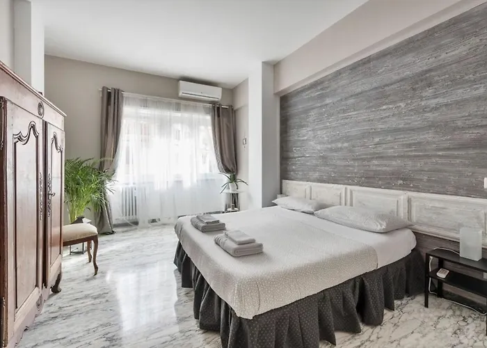 Regina Luxury Flat * Rzym