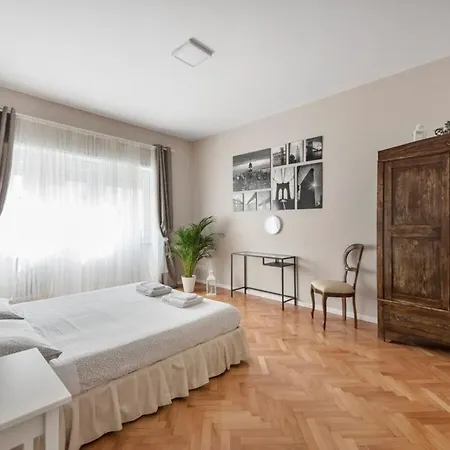 Regina Luxury Flat